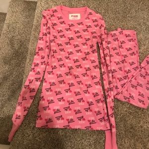 Women’s Victoria’s Secret PINK thermal set